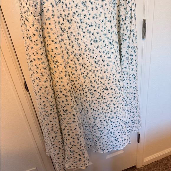 Smocked Button Down Midi Dress Torrid NWT - Picture 10 of 12